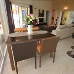 Casa Flores