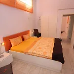Casa Flores בית נופש Alcalá
