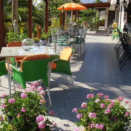 Casa Flores Holiday home *