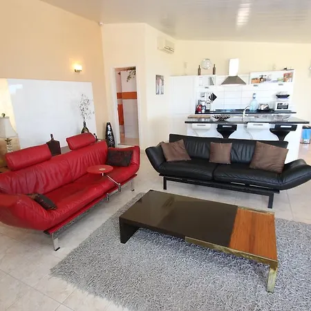 Casa Flores Finca Alcala *